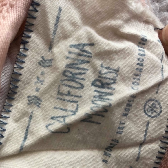 Pink top - Picture 2 of 3